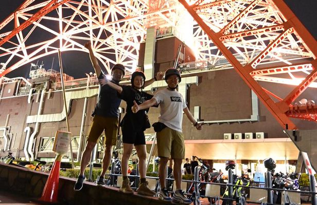 Tokyo Night Bike Tour: From Shibuya to Tokyo Tower via Roppongi