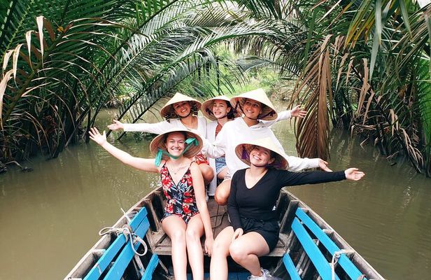 Can Tho: Cai Rang floating market & Mekong's Legacy( Max 6 pax)