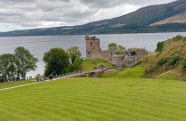 Loch Ness Tour