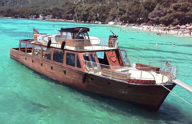 5-Hour Guided Robinson Boat Day Tour in Northern Mallorca