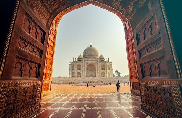 Taj Mahal Day Trip With Specialists