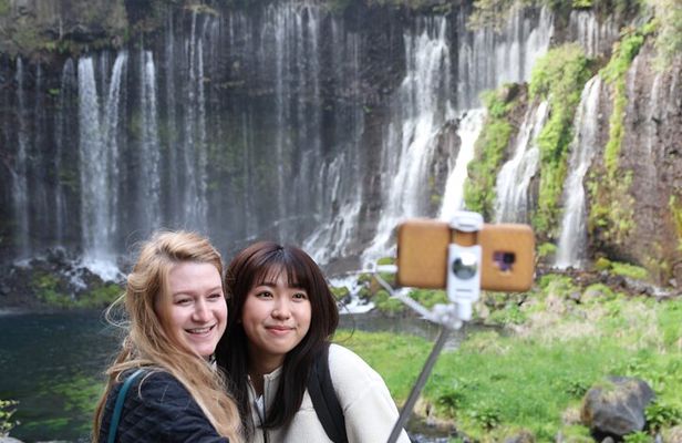 Private Mt Fuji Tour from Tokyo: Scenic BBQ and Hidden Gems