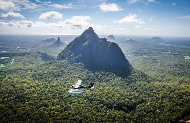 Deluxe Seaplane Tour Noosa to Glasshouse Adventure for 2 with Photobook