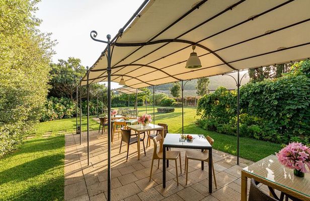 Garden Wine Experience