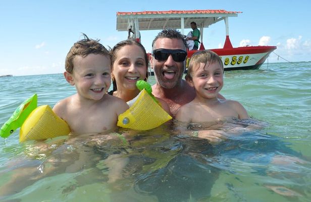 3 hrs Glass Boat Tour in Punta Cana