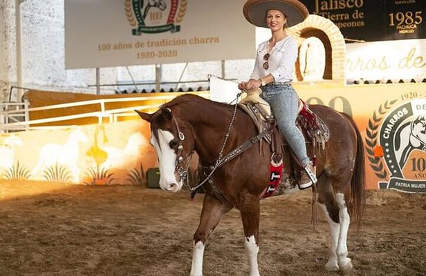Tour between Charros, Mariachi and Tlaquepaque