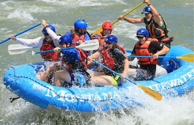 18-Mile 6Hrs of Fun on the Yellowstone River with lunch!