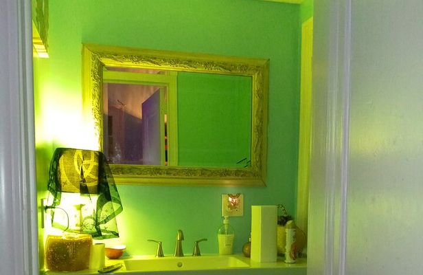 Private Tour and Seance at the House on Bourbon