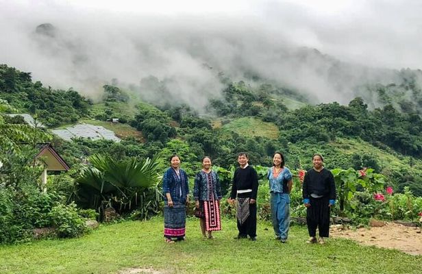 Half day Long Neck hill tribe and Hmong hill tribe village