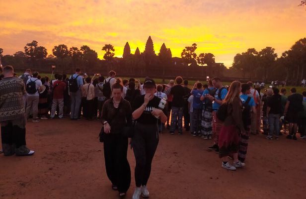 1 Day sunrise & temples Tour