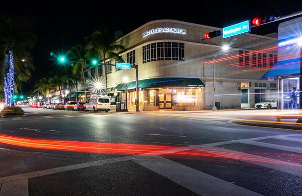 Miami Boos and Booze Haunted Pub Crawl
