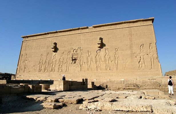 Private Luxor's Hidden Treasures West Bank Tour 