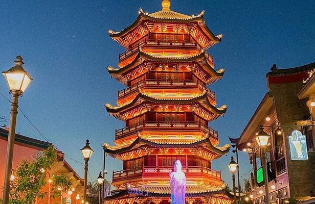 Afternoon Guided Chinatown Tour in Jakarta
