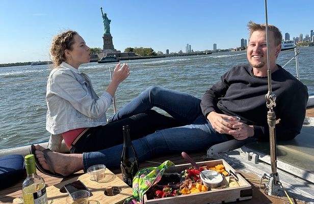 Private Sailing Charter in Brooklyn