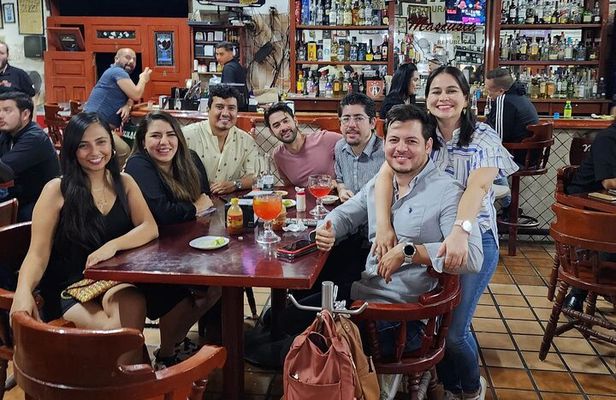 Private Tour of the best Cantinas in Guadalajara