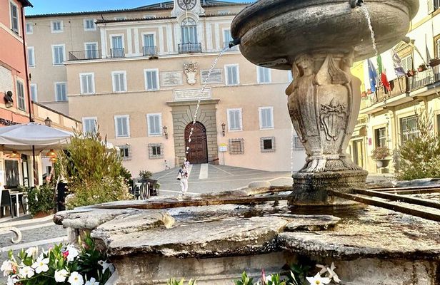 Private Tour Castel Gandolfo, Frascati with Wine Tasting