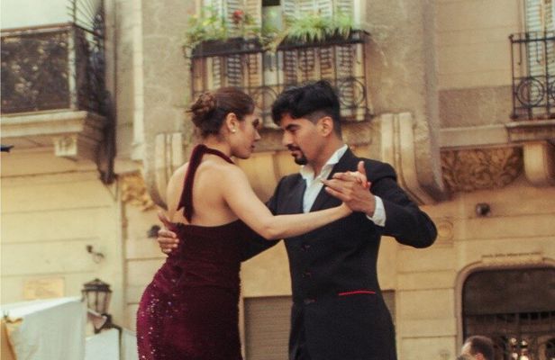 Buenos Aires Tango: Intimate Experience and Lesson
