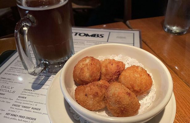 Washington DC Walking Food Tour With Secret Food Tours