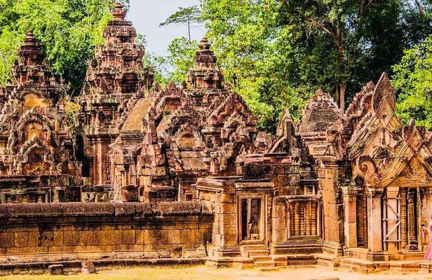 Private Banteay Srei Kbal Spean Tours and Landmine museum 