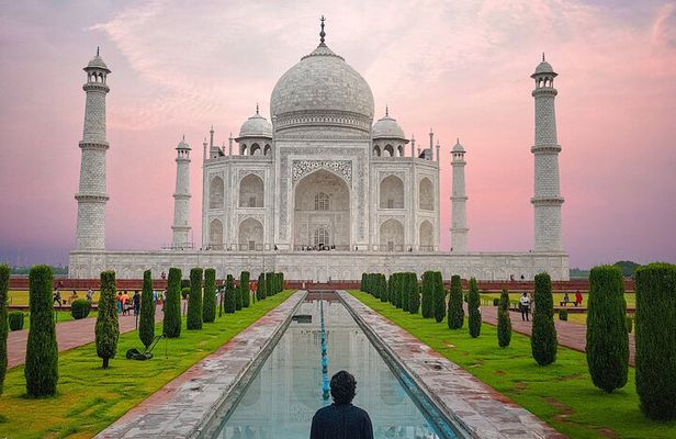 Taj Mahal Private Day trip from Delhi