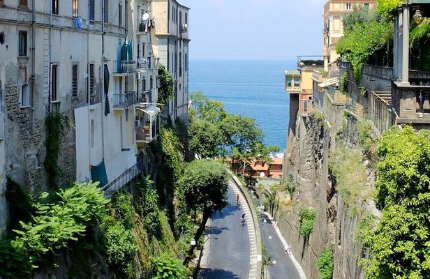 E-Bike tour on the Sorrento Coast