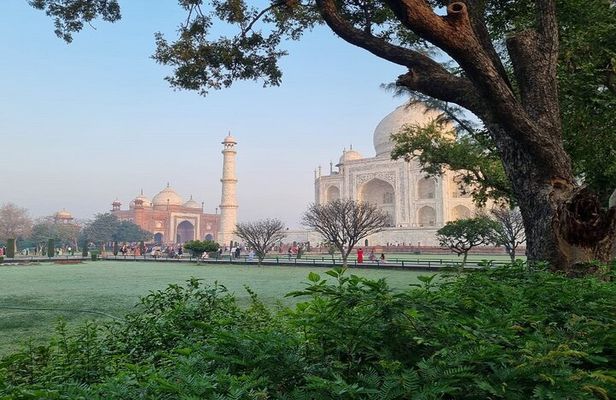 Same Day Taj Mahal Tour By Car