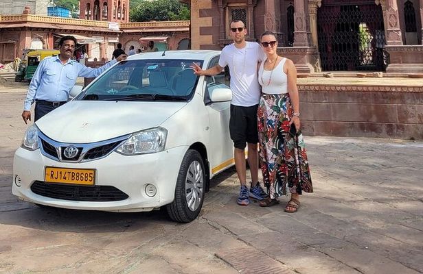 Jaipur 2-Day Private Customizable City Tour with Guide