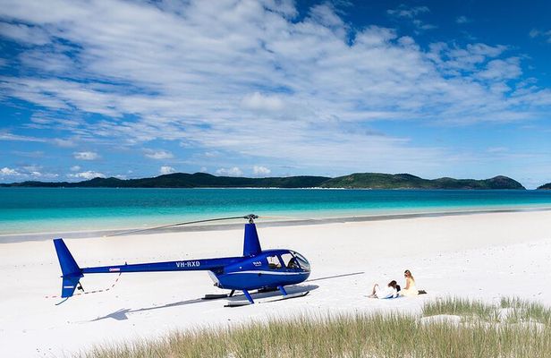 Heart Reef & Whitehaven Rest and Relax - 2.5Hr Helicopter Tour