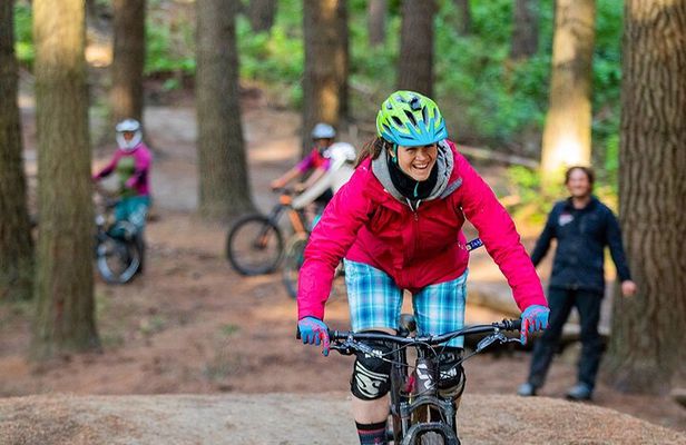 Beginner Downhill Mountain Biking Lesson in Christchurch