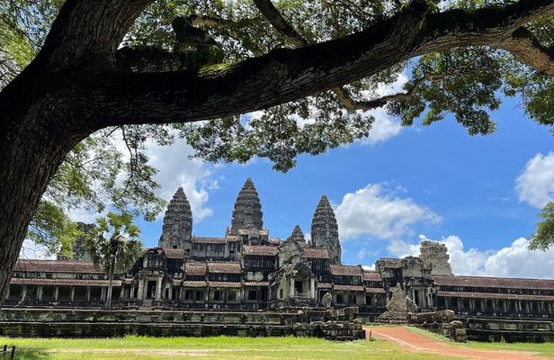Angkor Cab: Siem Reap 3 day private tour: 'off the beaten track'