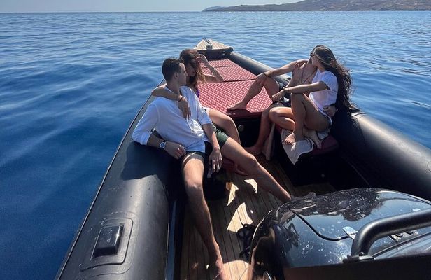 4 Hours Private Luxury Cruise to The Southern Coast of Mykonos