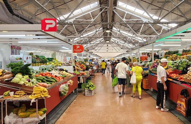 4-Hour Guided Panamanian Cooking Class and Markets Experience