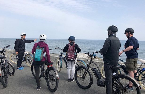 Explore the wonder of JapaneseSake on a cyclingtour at Meiwa town