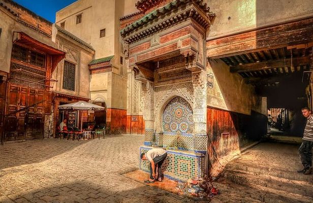 VIP TOUR OF FES- Medina by local guide & Rempart by car-FULL Day