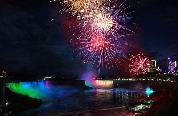Spectacular Night Tour, Fireworks & Cruise from Niagara Falls USA