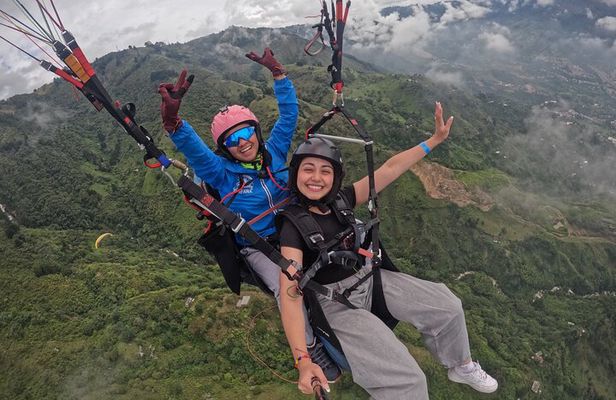 Parapente Paragliding in Medellín BlueSky.