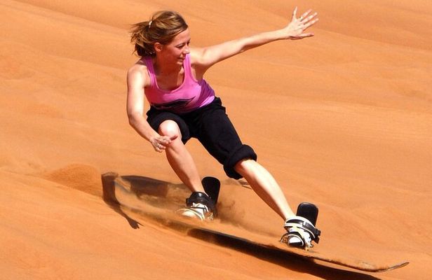 Dubai Desert Escape: Red Dunes Safari, Falcon, Camel & BBQ Dinner