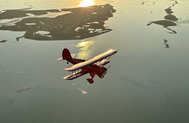 Island and Bolivar Tour, Open Cockpit Biplane Ride