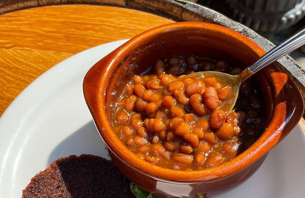 Food Tasting and History Tour