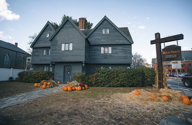 Private Day Tour of Salem and Boston