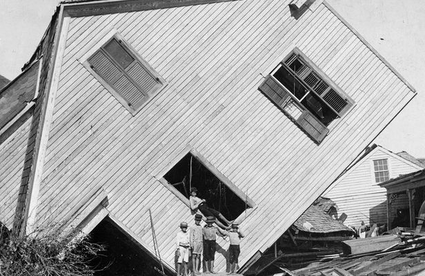 Voices of the 1900 Storm Private Tour