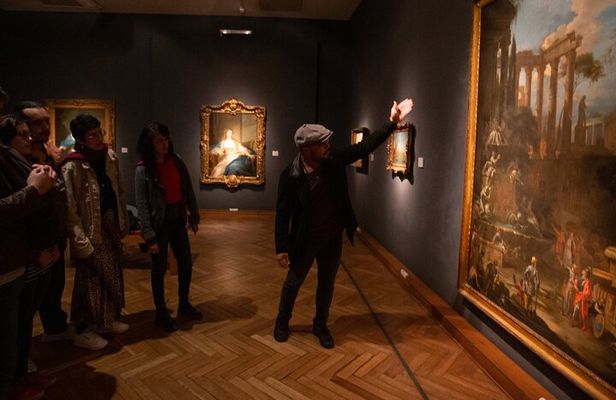 Cultural Walking Tour and Top Museums in Buenos Aires