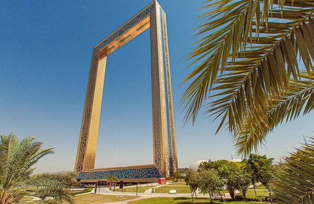 Dubai Frame Entry Tickets with Private Hotel Transfers