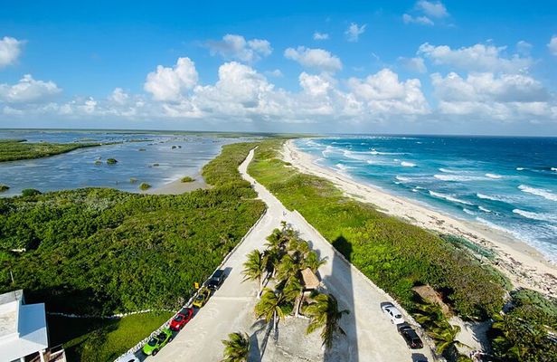 Amazing Jeep Tour Visit Punta Sur Park and San Gervasio Ruins