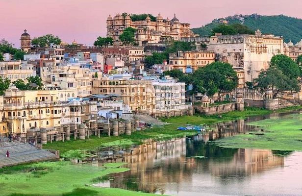 6 Days Private Luxury Golden Triangle Tour with Udaipur