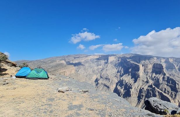 Private 2-Days Jebel Shams Overnight Camping Tours