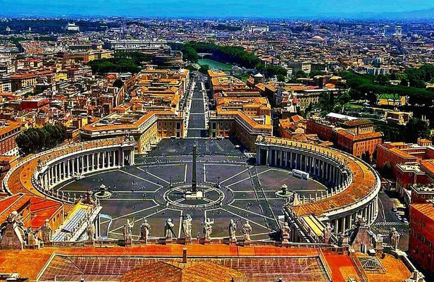 St. Peter's Basilica & Dome Tour with Professional Art Historian