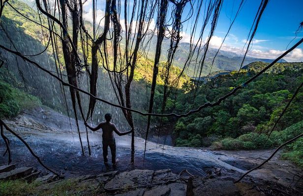 Knuckles Mountain Range: 3-Day Trek from Kandy