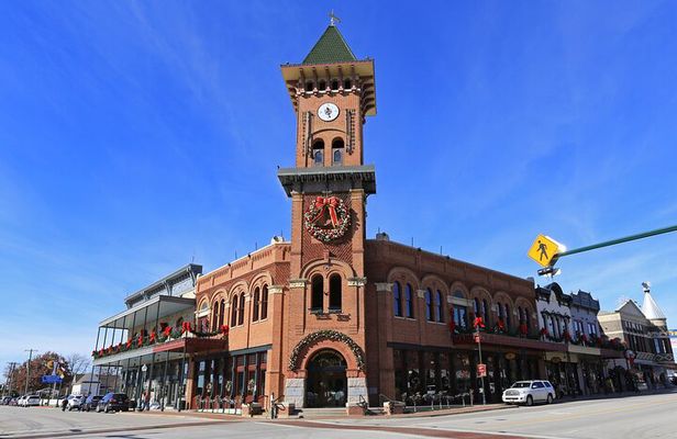 Grapevine Foodie and Winery Tour with Food Tours of America