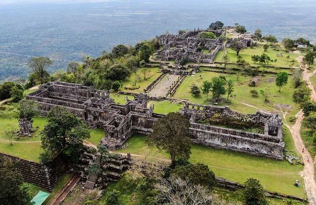 Hidden Gems of Cambodia: Preah Vihear & Koh Ker Exploration Tour
